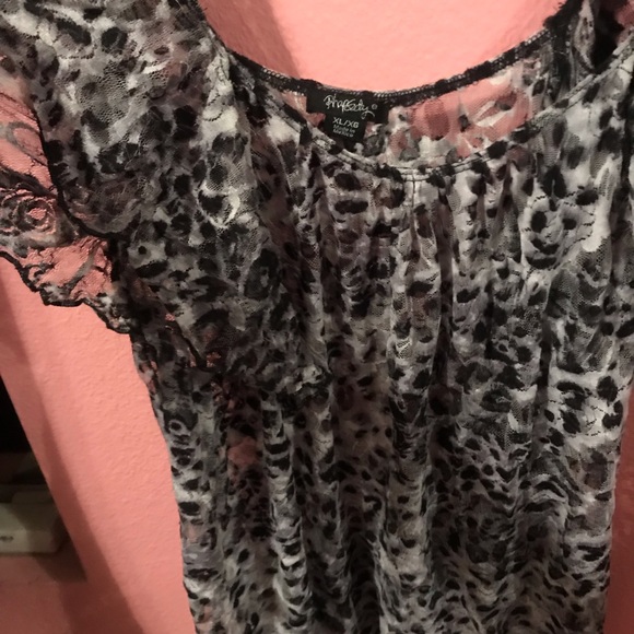 Black n white lace leopard print top - Picture 3 of 4